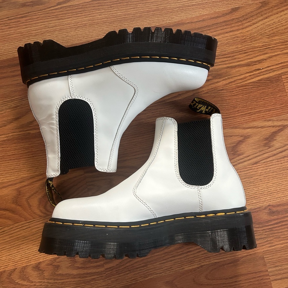 Dr. Martens White Smooth Leather Platform Chelsea Boots Size 10